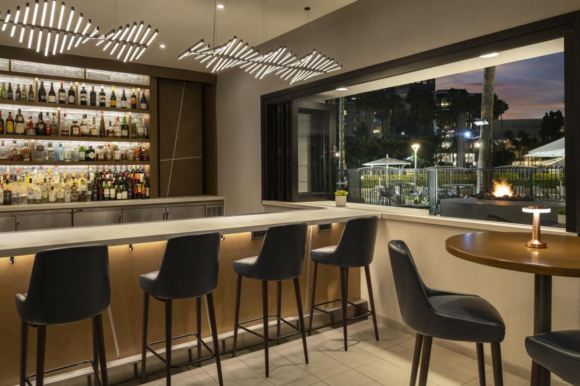 מלון Costa Mesa Marriott מראה חיצוני תמונה
