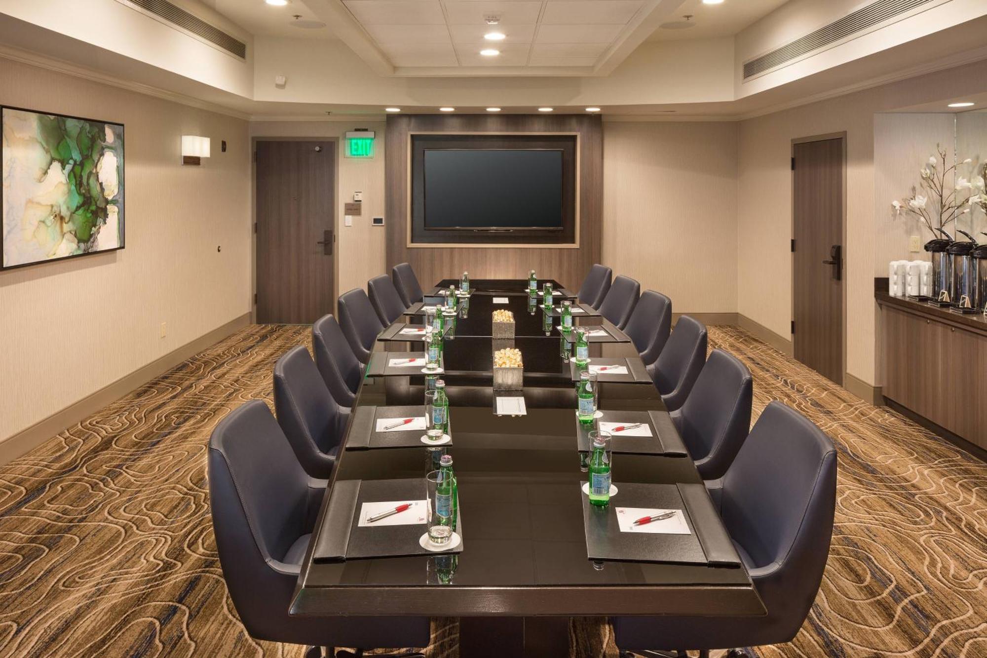 מלון Costa Mesa Marriott מראה חיצוני תמונה
