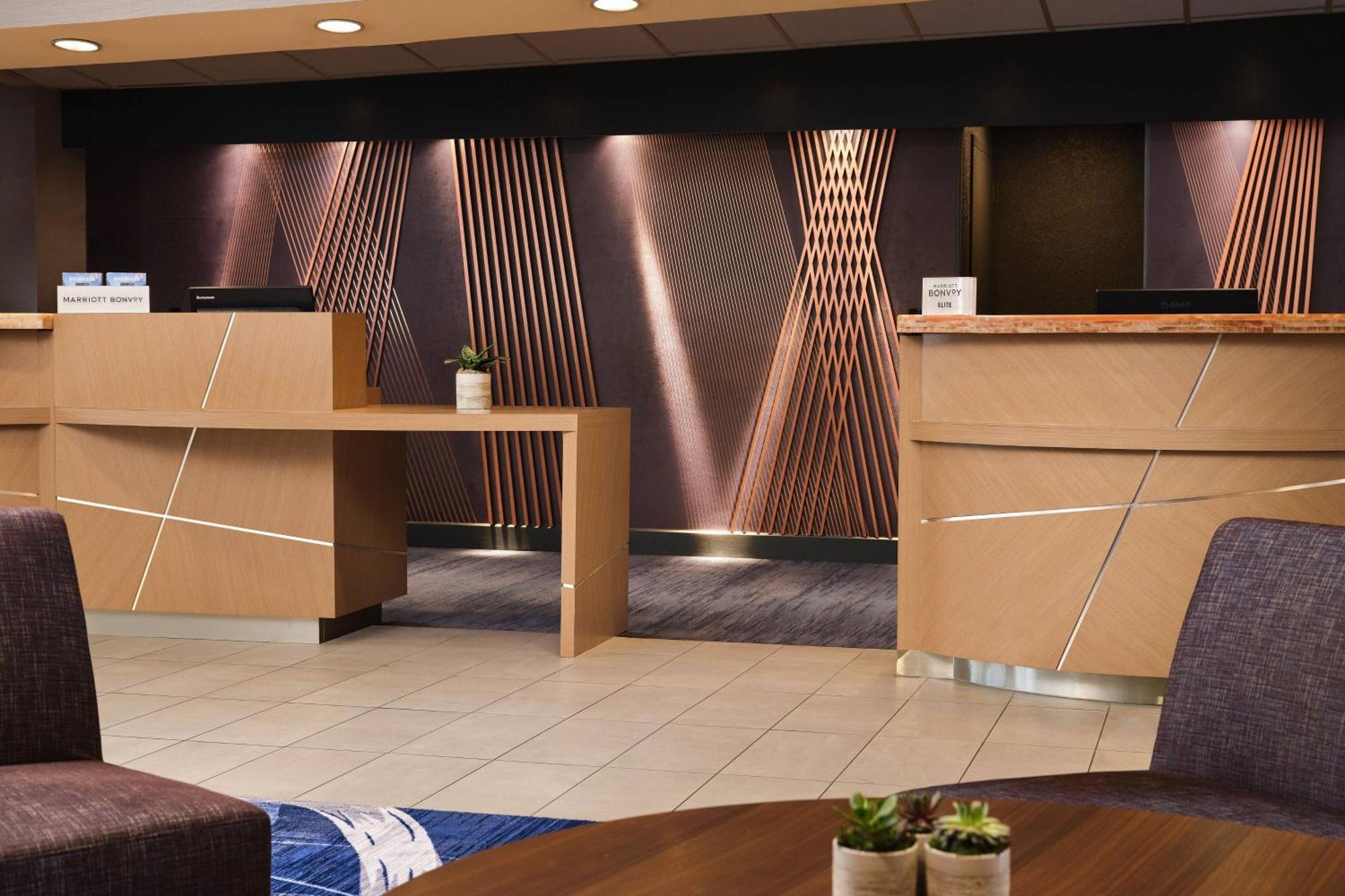 מלון Costa Mesa Marriott מראה חיצוני תמונה